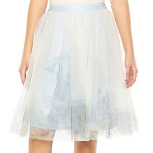LC Lauren Conrad Cinderella castle tulle skirt